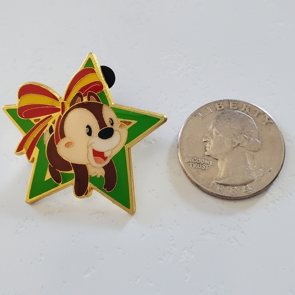 Disney Chip Star Mystery Collection Pin - Picture 2 of 8